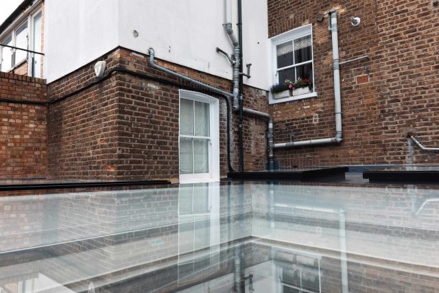 Roofer Notting Hill Electric Velux Skylights Polycarbonate Terrace Builder Designer Contractor Planning Permission Building Regulations