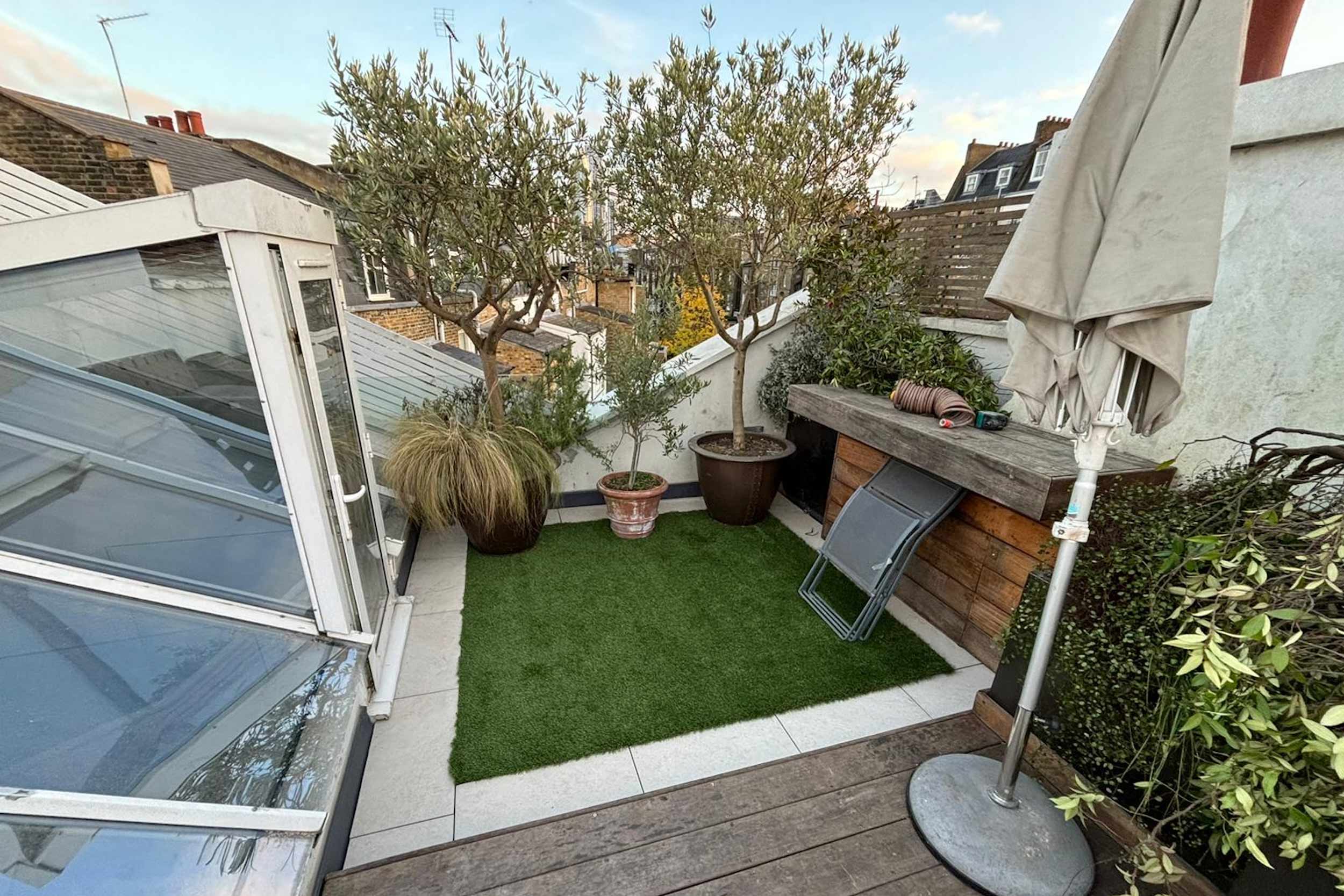 Flat Roofer Esher Surrey