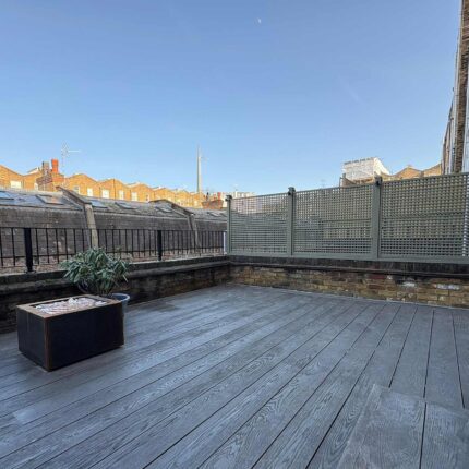 Flat roofer roof garden builders Little Venice, Maida Vale decking, planning application management and approvals.