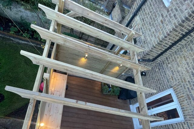 Flat roof conversion terrace garden builder Chiswick London, this project centered on the converting a compact, premium outdoor living space.